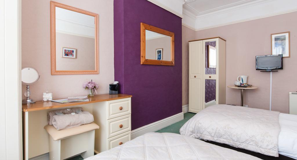 Rooms By Maes Y Mor Town Centre آبيريستويث الغرفة الصورة