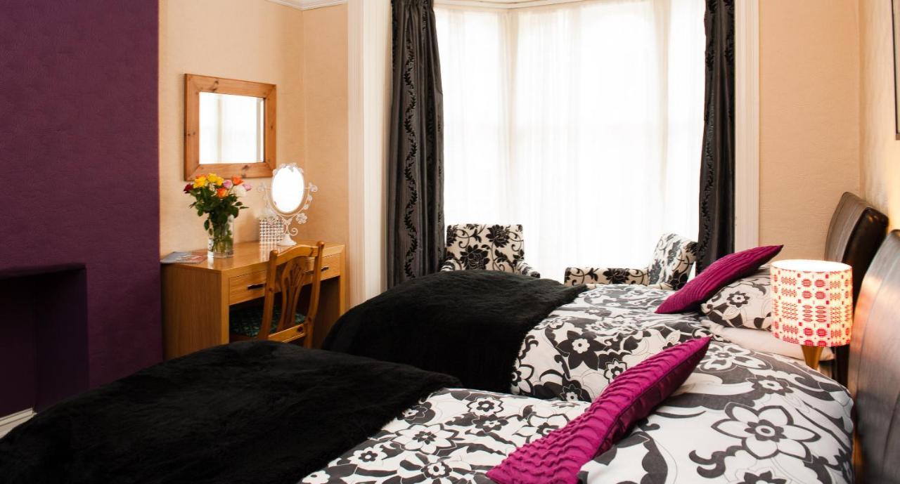 Rooms By Maes Y Mor Town Centre آبيريستويث الغرفة الصورة